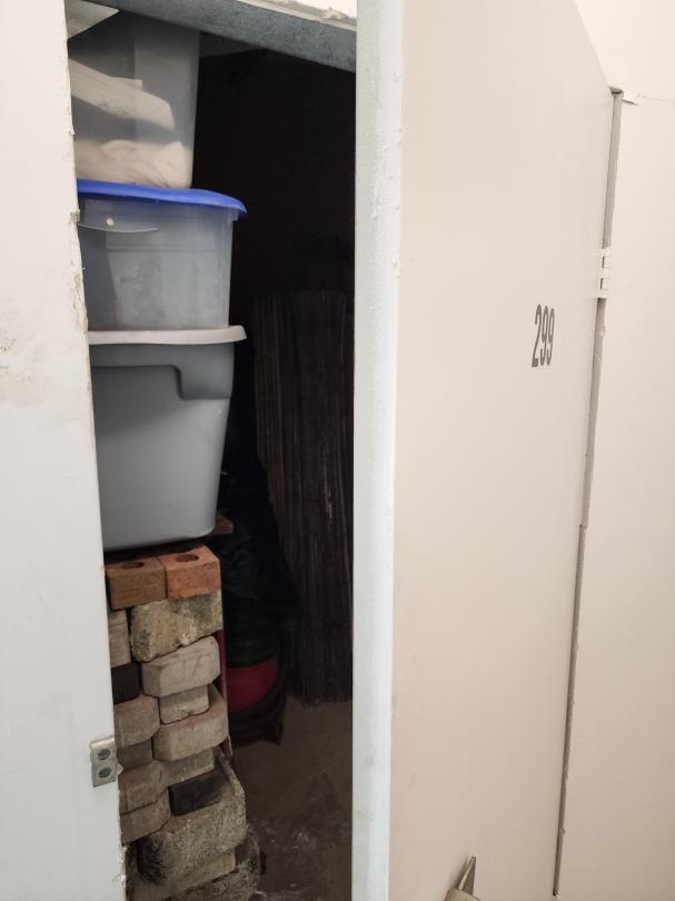 Storage Unit Auction in Roseburg, OR at Master Key Storage ends on 14th